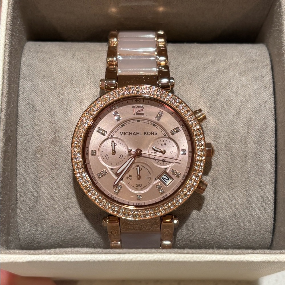🔥Authentic🔥 Michael Kors Women's Rose Gold Watch